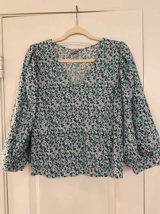 a new day Tops - a new day Floral V-Neck Blouse - Mint Green & Lavender